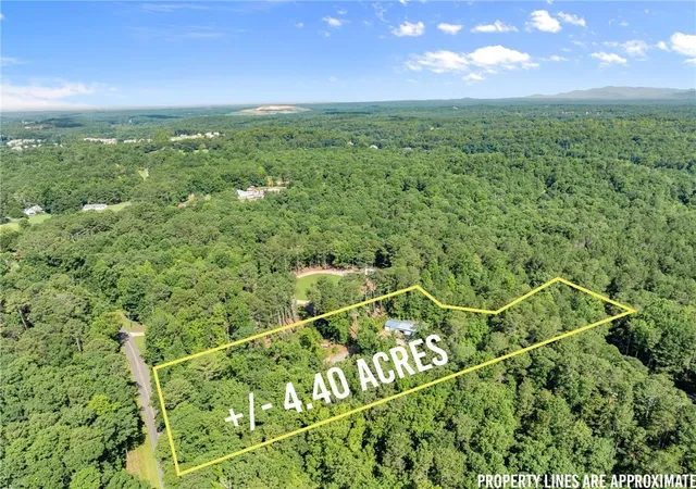 Photo 2 of Sale Pending at 7095 Cogburn Rd, Cumming, GA 30028 | MLS# 7767097 | Listing updated on 2026-08-28
