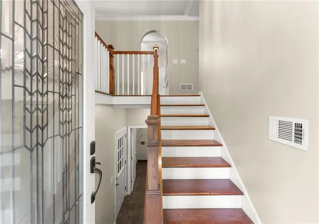 Photo 3 of Sale Pending at 7095 Cogburn Rd, Cumming, GA 30028 | MLS# 7767097 | Listing updated on 2026-08-28