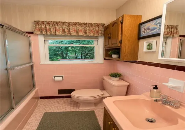 Photo 8 of Sale Pending at 5539 Ash St, Forest Park, GA 30297 | MLS# 7825036 | Listing updated on 2026-09-03