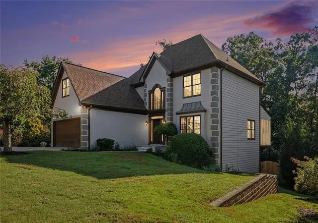 Photo 2 of Single family home for sale at 900 Secret Cvs Dr, Sugar Hill, GA 30518 | MLS# 7801298 | Listing updated on 2026-08-30