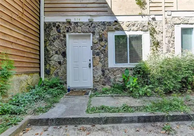 Photo 1 of Sale Pending at 574 Northridge Xing Dr, Sandy Springs, GA 30350 | MLS# 7822308 | Listing updated on 2026-08-27