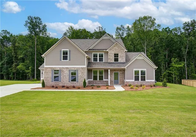 Photo 1 of Single family home for sale at 113 Homesite Saddle Dr, Senoia, GA 30276 | MLS# 7736278 | Listing updated on 2026-06-12