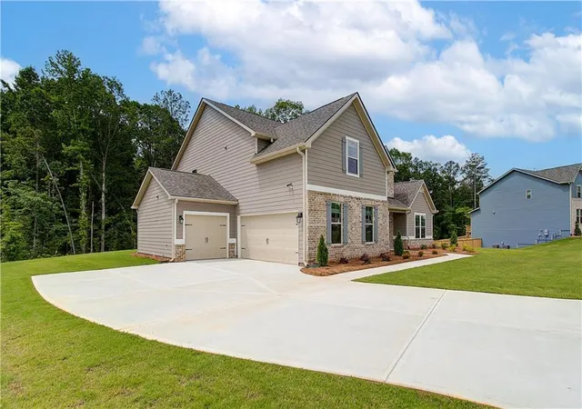 Photo 3 of Single family home for sale at 113 Homesite Saddle Dr, Senoia, GA 30276 | MLS# 7736278 | Listing updated on 2026-06-12