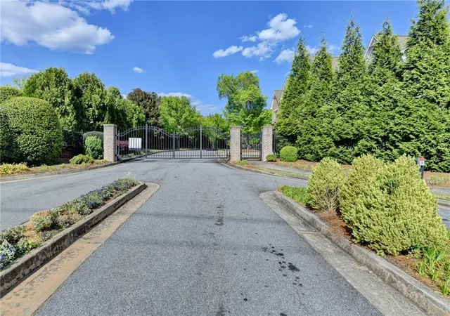 Homes for sale in Duluth, GA | 4334 Bellview Ln, Duluth, GA 30097 | MLS# 7797593