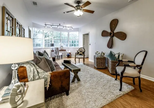 Condominium at 2499 Peachtree Rd Ne #302, Atlanta, GA 30305 | MLS# 6101376 |  | Sold on 2018-12-07