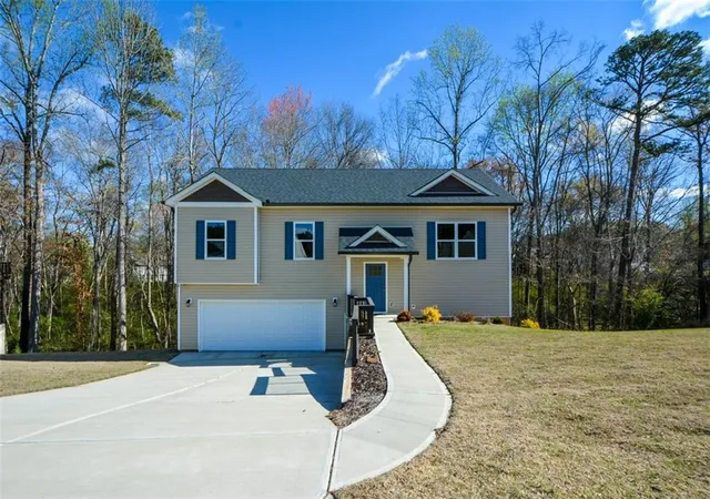 Photo 1 of Single family home for sale at 1816 Jessica Way, Winder, GA 30680 | MLS# 7735697 | Listing updated on 2026-09-09