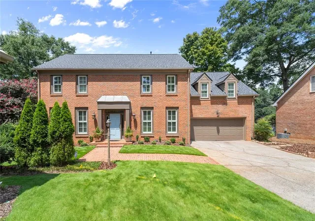 1st image of 255 Tenth Fairway, Roswell, GA 30076 | MLS# 7823956