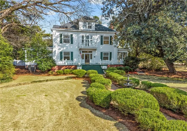 Homes for sale in Greensboro, GA | 301 N East Street, Greensboro, GA 30642 | MLS# 7723887