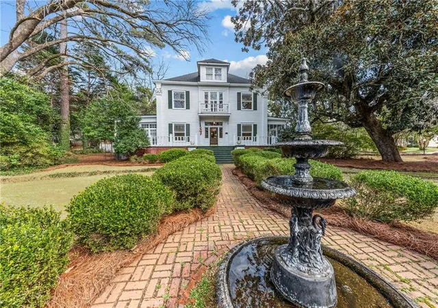 Homes for sale in Greensboro, GA | 301 N East Street, Greensboro, GA 30642 | MLS# 7723887