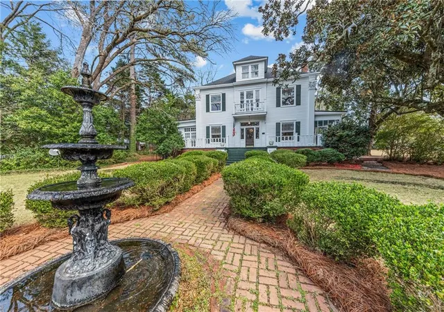 Homes for sale in Greensboro, GA | 301 N East Street, Greensboro, GA 30642 | MLS# 7723887