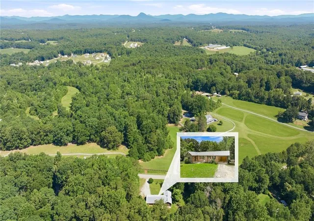 5th image of 2710 Mud Creek Rd, Cornelia, GA 30531 | MLS# 7789312