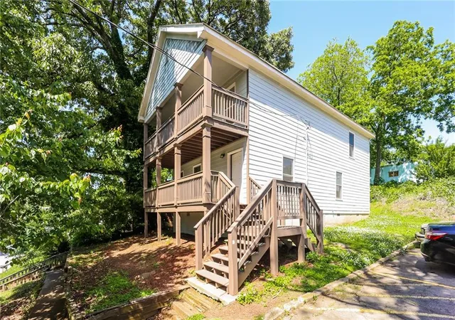 Homes for sale in Atlanta, GA | 1112 Smith St, Atlanta, GA 30310 | MLS# 7707867