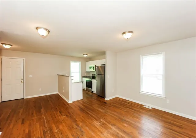 Homes for sale in Atlanta, GA | 1112 Smith St, Atlanta, GA 30310 | MLS# 7707867