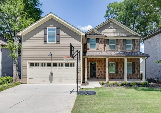 Homes for sale in Buford, GA | 440 S Alexander St, Buford, GA 30518 | MLS# 7802747