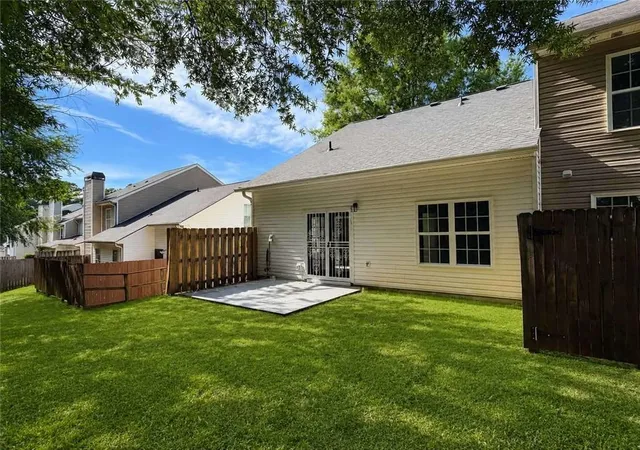 3rd image of 6341 Wellington Walk Wy, Lithonia, GA 30058 | MLS# 7816521