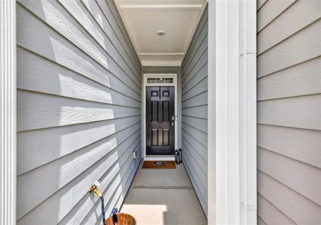 Photo 3 of Townhouse for sale at 4136 Kestrel Ct, Gainesville, GA 30506 | MLS# 7816335 | Listing updated on 2026-09-15