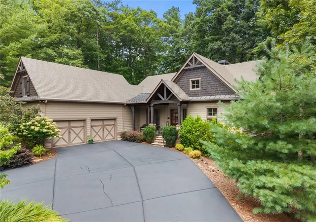Photo 2 of Single family home for sale at 520 Choctaw Pass, Jasper, GA 30143 | MLS# 7815072 | Listing updated on 2026-08-31