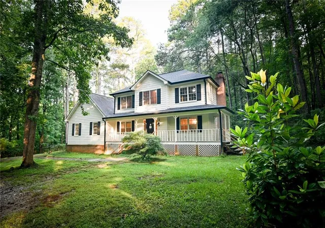 Photo 2 of Single family home for sale at 3545 Rock Fls Dr, Snellville, GA 30039 | MLS# 7804233 | Listing updated on 2026-09-16
