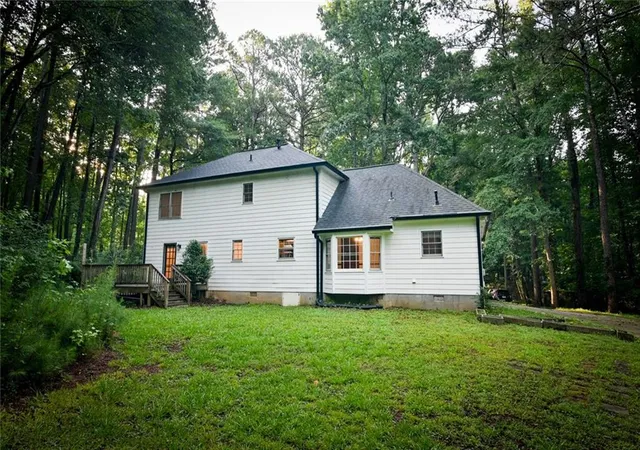 Photo 4 of Single family home for sale at 3545 Rock Fls Dr, Snellville, GA 30039 | MLS# 7804233 | Listing updated on 2026-09-16