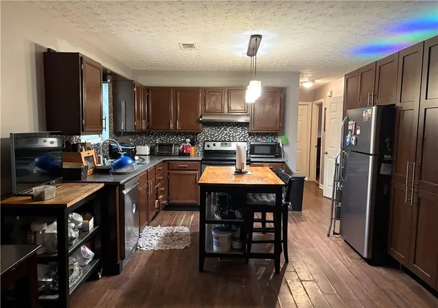 Photo 3 of Sale Pending at 2386 Huntsman Path, Monroe, GA 30655 | MLS# 7814922 | Listing updated on 2026-09-01