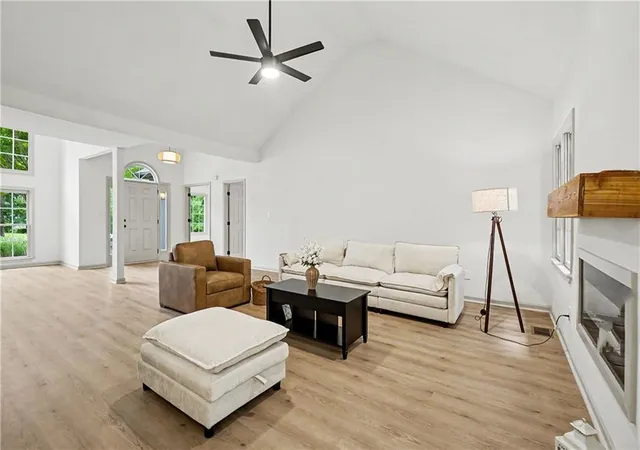 Photo 4 of Sale Pending at 265 Lakeview Ln, Hiram, GA 30141 | MLS# 7796830 | Listing updated on 2026-09-19