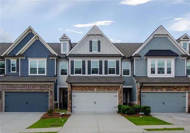 Photo 3 of Townhouse for sale at 1946 Frisco Way, Suwanee, GA 30024 | MLS# 7822706 | Listing updated on 2026-09-12