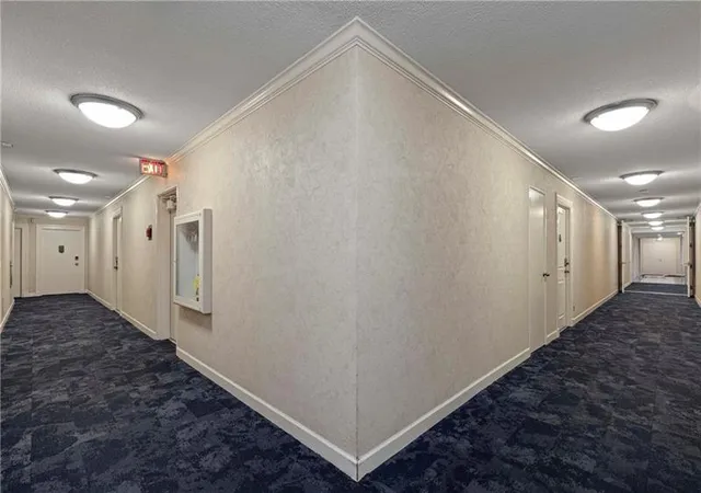 2nd image of 300 W Peachtree St Ne #3M, Atlanta, GA 30308 | MLS# 7808196