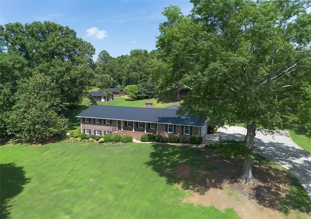 3rd image of 408 Mac Johnson Rd Nw, Cartersville, GA 30121 | MLS# 7766595
