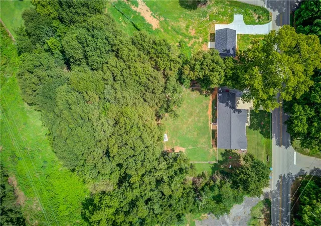 35th image of 418 Starrs Bridge Rd, Canon, GA 30520 | MLS# 7815379
