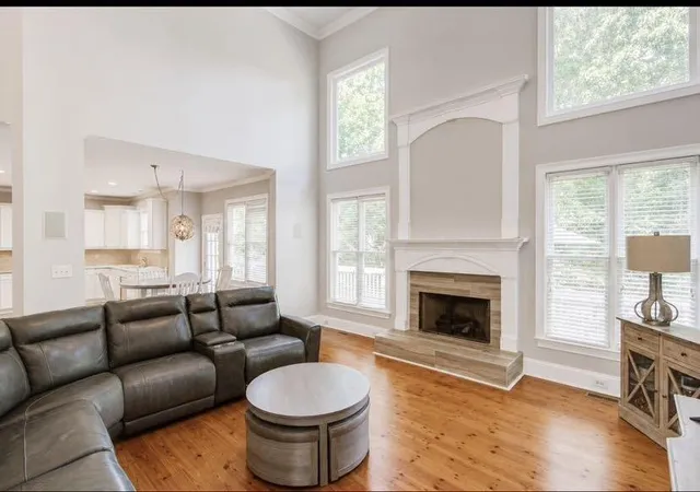 Photo 3 of Sale Pending at 5111 Cabot Crk Dr, Buford, GA 30518 | MLS# 7773467 | Listing updated on 2026-09-22