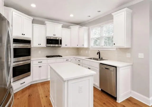 Photo 4 of Sale Pending at 5111 Cabot Crk Dr, Buford, GA 30518 | MLS# 7773467 | Listing updated on 2026-09-22