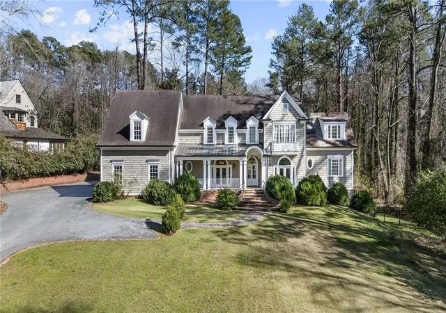 39th image of 850 N Island Dr, Sandy Springs, GA 30327 | MLS# 7802949