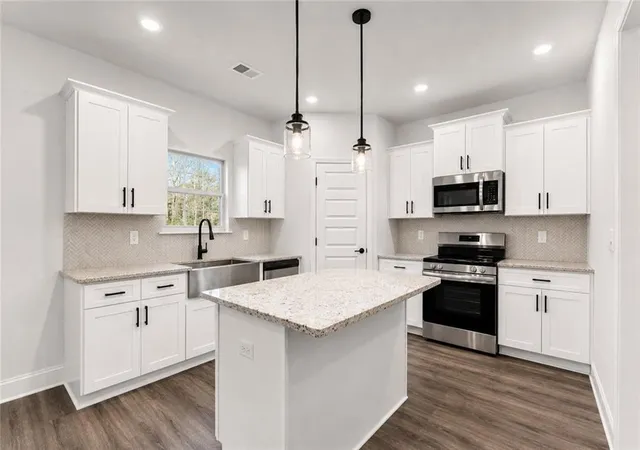 Photo 3 of Single family home for sale at 181 Thunder Valley, Dawsonville, GA 30534 | MLS# 7777483 | Listing updated on 2026-09-13