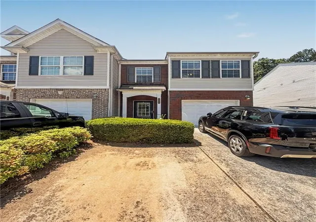 Photo 1 of Sale Pending at 2878 Snapfinger Manor, Decatur, GA 30035 | MLS# 7796147 | Listing updated on 2026-10-27