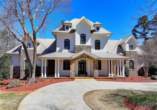 Photo 3 of Single family home for sale at 6303 Ben Parks Rd, Murrayville, GA 30564 | MLS# 7821058 | Listing updated on 2026-09-06