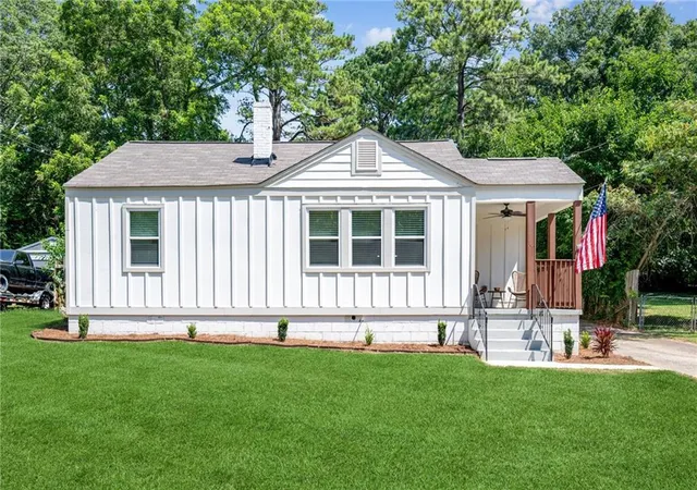 Photo 1 of Single family home for sale at 858 Linda Way, Forest Park, GA 30297 | MLS# 7809307 | Listing updated on 2026-09-16