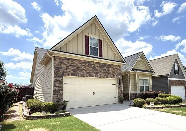 3rd image of 1229 Sonoma Ln, Lawrenceville, GA 30045 | MLS# 7797590
