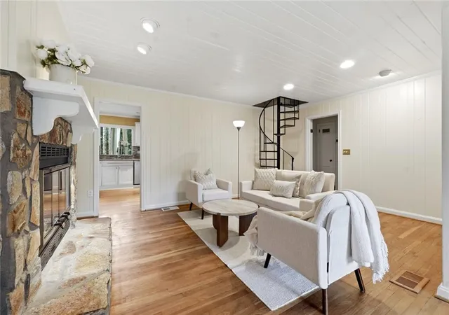 4th image of 1137 Kingsley Cir Ne, Atlanta, GA 30324 | MLS# 7810535