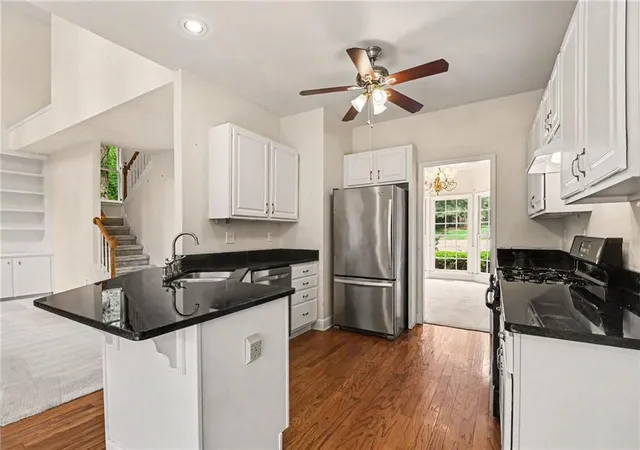 Homes for sale in Cumming, GA | 3550 Rosewicke Dr, Cumming, GA 30040 | MLS# 7775821