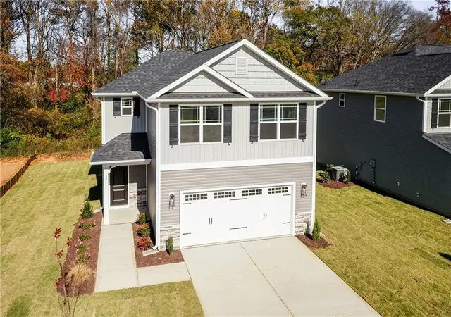 2nd image of 519 Creek Rd, Cornelia, GA 30531 | MLS# 7823567