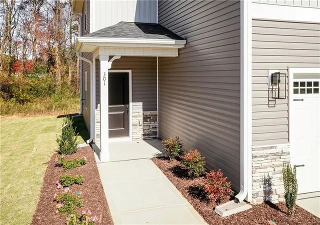 5th image of 519 Creek Rd, Cornelia, GA 30531 | MLS# 7823567