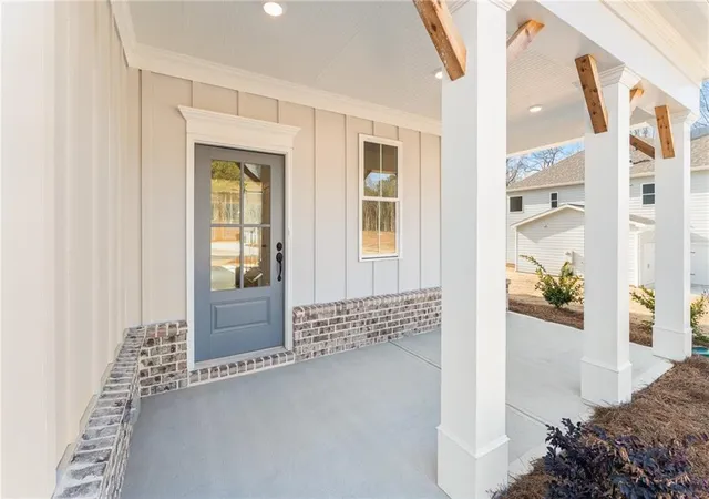 Photo 3 of Sale Pending at 217 Evie Ln, Canton, GA 30115 | MLS# 7744633 | Listing updated on 2026-04-17