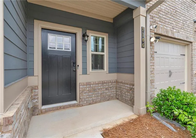 Photo 3 of Townhouse for sale at 7106 Chara Ln SW, Atlanta, GA 30331 | MLS# 7787230 | Listing updated on 2026-10-29