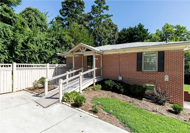 Photo 3 of Sale Pending at 2133 Sandy Plains Rd, Marietta, GA 30066 | MLS# 7804223 | Listing updated on 2026-09-14