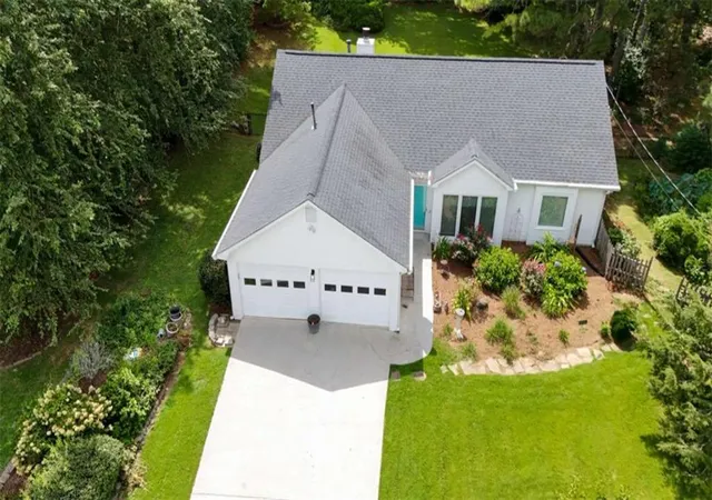 Photo 2 of Single family home for sale at 1215 Brookton Dr, Dacula, GA 30019 | MLS# 7815788 | Listing updated on 2026-09-01
