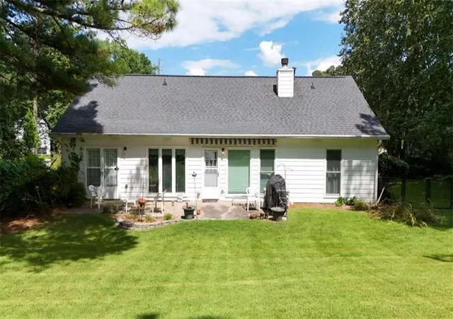 Photo 3 of Single family home for sale at 1215 Brookton Dr, Dacula, GA 30019 | MLS# 7815788 | Listing updated on 2026-09-01