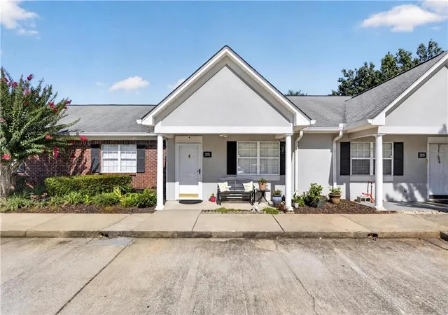 1st image of 2915 Florence Dr, Gainesville, GA 30504 | MLS# 7824862