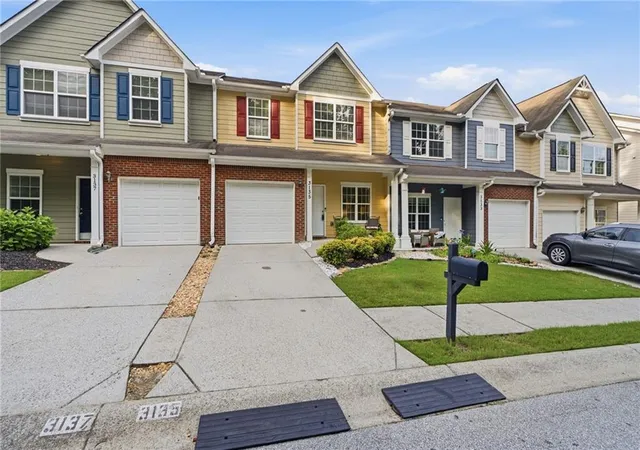 2nd image of 3135 Cedar Glade Ln, Buford, GA 30519 | MLS# 7801238