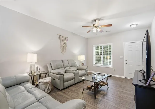 4th image of 3135 Cedar Glade Ln, Buford, GA 30519 | MLS# 7801238