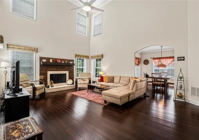 2nd image of 4564 Austin Hills Dr, Suwanee, GA 30024 | MLS# 7809682